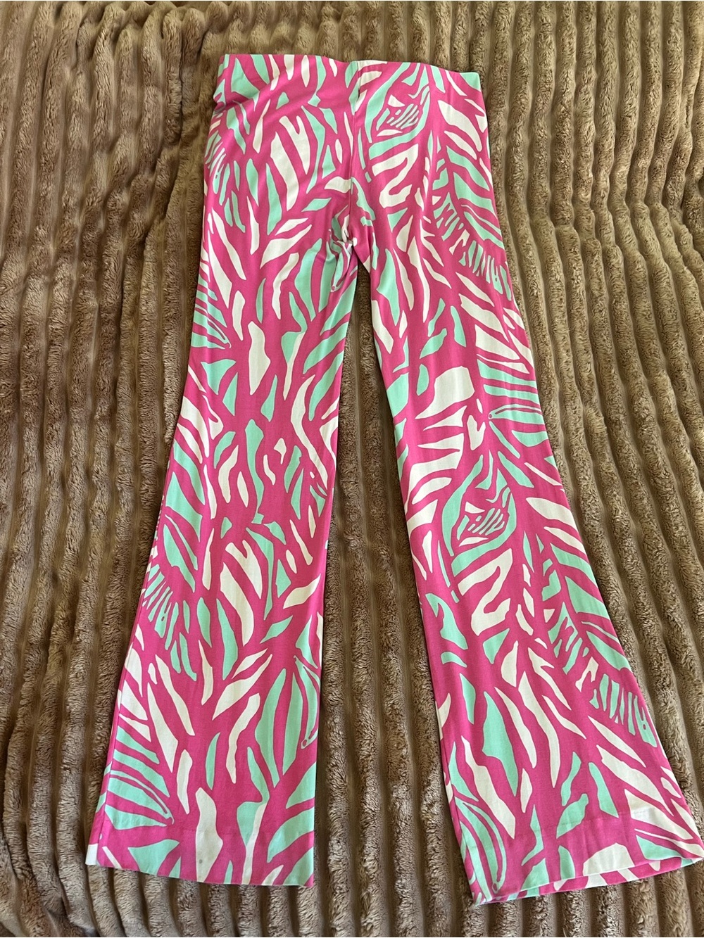 Lilly Pulitzer Soft Pink, Mint & White Palazzo Leggings. Size M - Picture 3 of 9